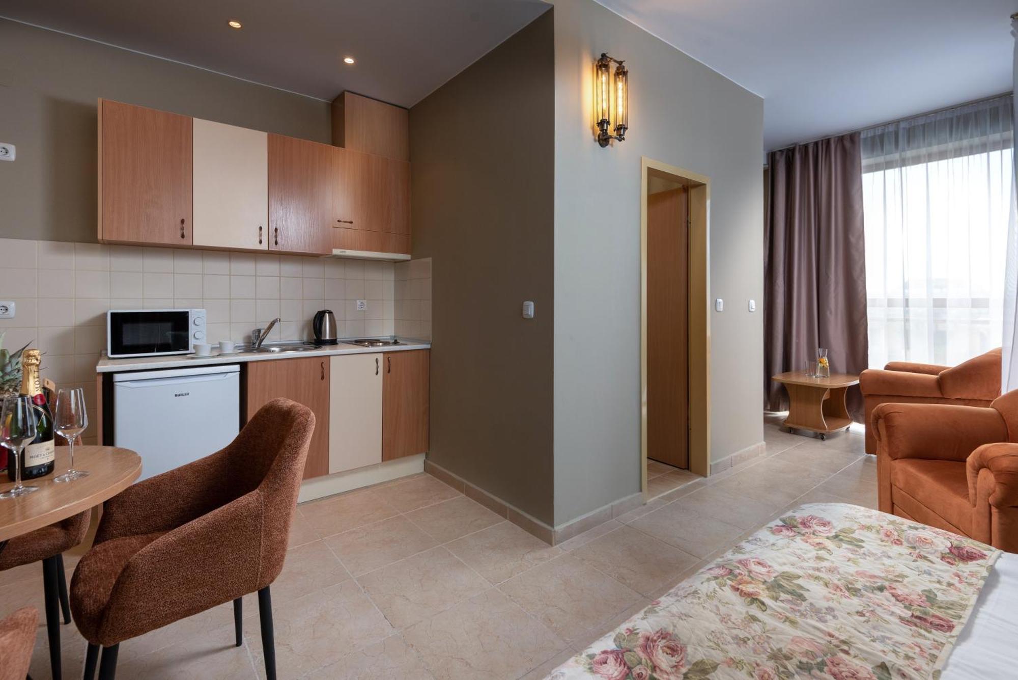 Hotel Avenue Slantchev Briag Extérieur photo