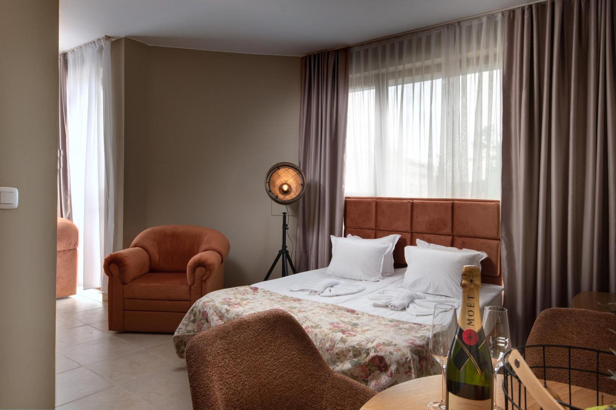 Hotel Avenue Slantchev Briag Extérieur photo